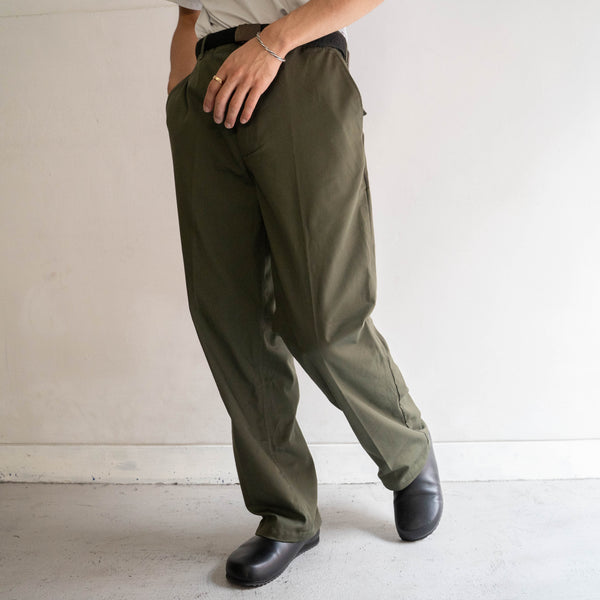 around 1970s Belgium military olive green utility pants -dead stock-