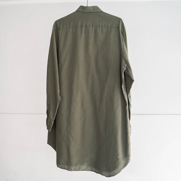 1970-80s olive green grandpa shirt 'with tyrolean button'