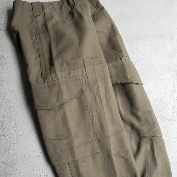 1970-90s Austrian military dark green cargo pants -2