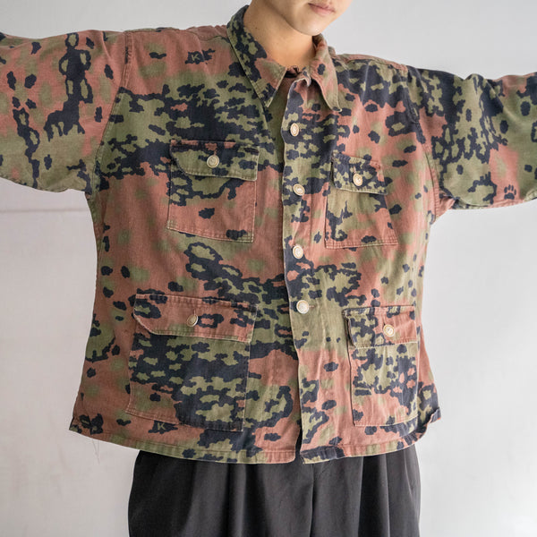 around 1980s Europe camouflage 4 pockets jacket -good fade-