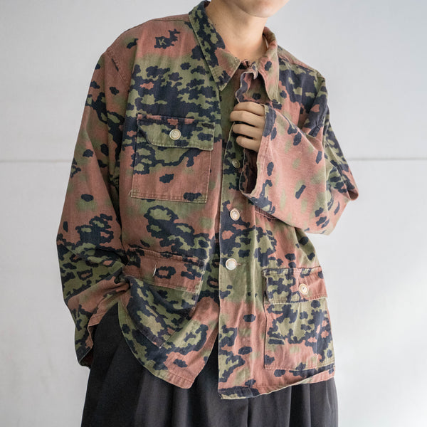 around 1980s Europe camouflage 4 pockets jacket -good fade-