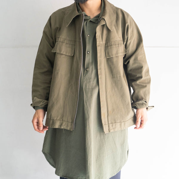 1970-80s olive green grandpa shirt 'with tyrolean button'