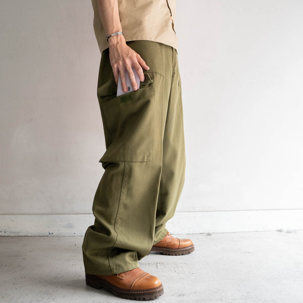 2000s Austrian military cargo pants