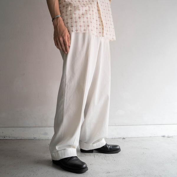 1990-00s Swedish military white 1 tuck officer pants 'mint condition'