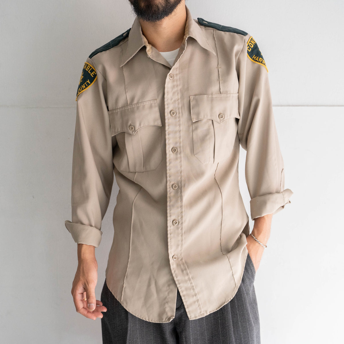 around 1970s usa beige color work shirt 'with patch' – gochic vintage