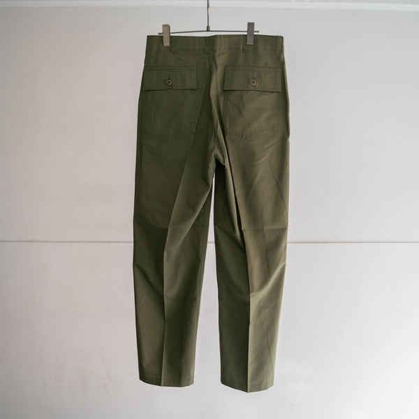 1980s US military green utility pants 'dead stock'