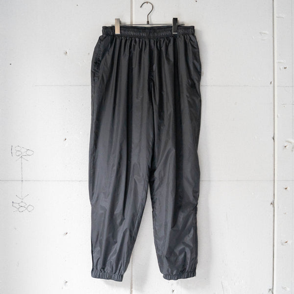 1990-00s 'Wilson' black color nylon pants -with side zip-