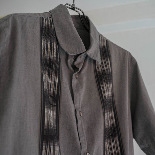 2000s gray × black line design s/s shirt -remake-