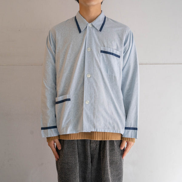 around1970s Germany light blue color pajama shirt -all-over pattern-