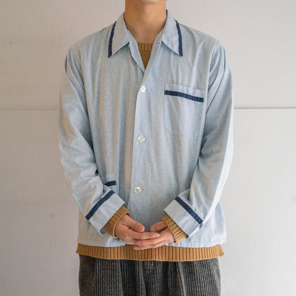 around1970s Germany light blue color pajama shirt -all-over pattern-