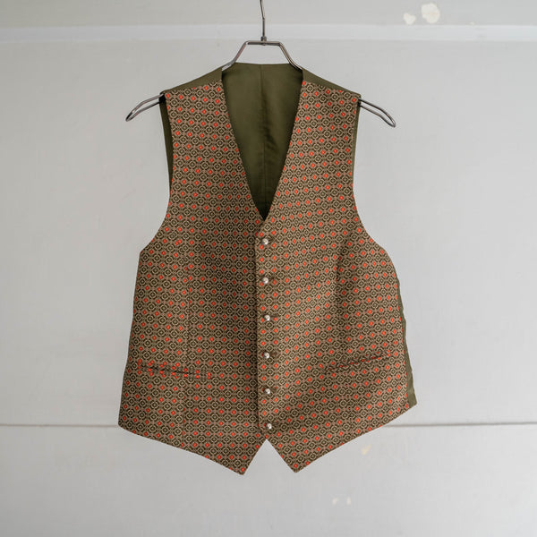 1970-80s olive based all over pattern vest