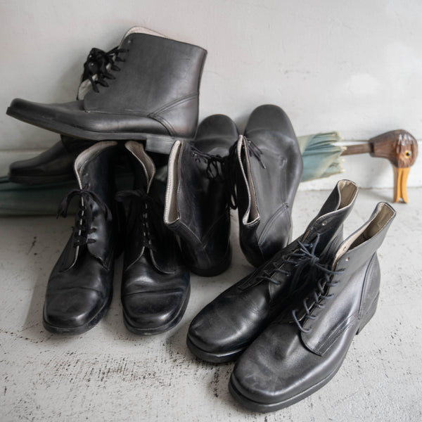 2000s Romanian military black leather boots 'mint condition'