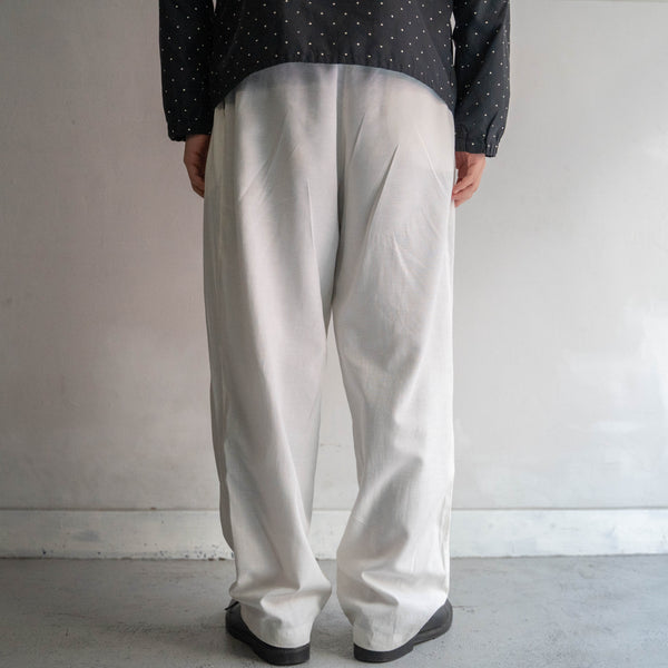 around 1990s white color linen × poly two tuck slacks