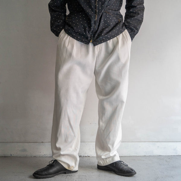 around 1990s white color linen × poly two tuck slacks