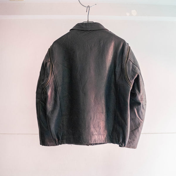 1970-80s French military pilot leather jacket -black color & detachable arms-