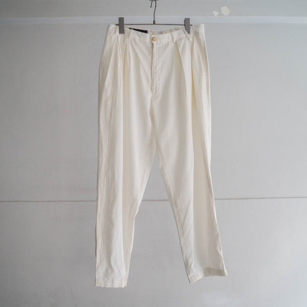 around 1990s white color linen × poly two tuck slacks