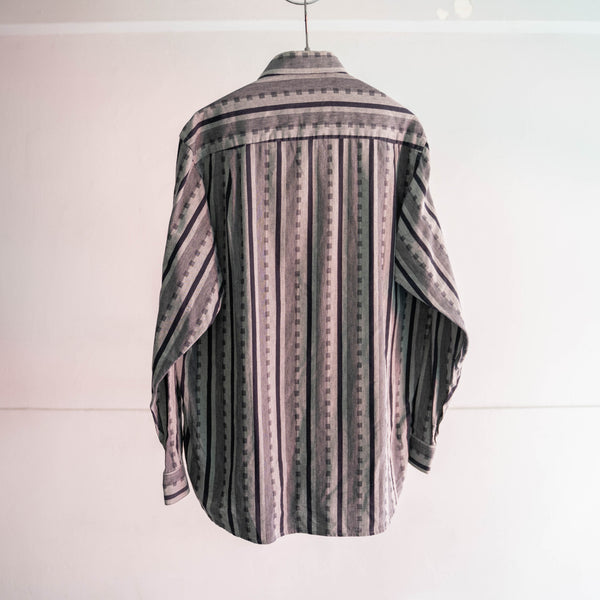 1990s Europe gray based stripe l/s shirt