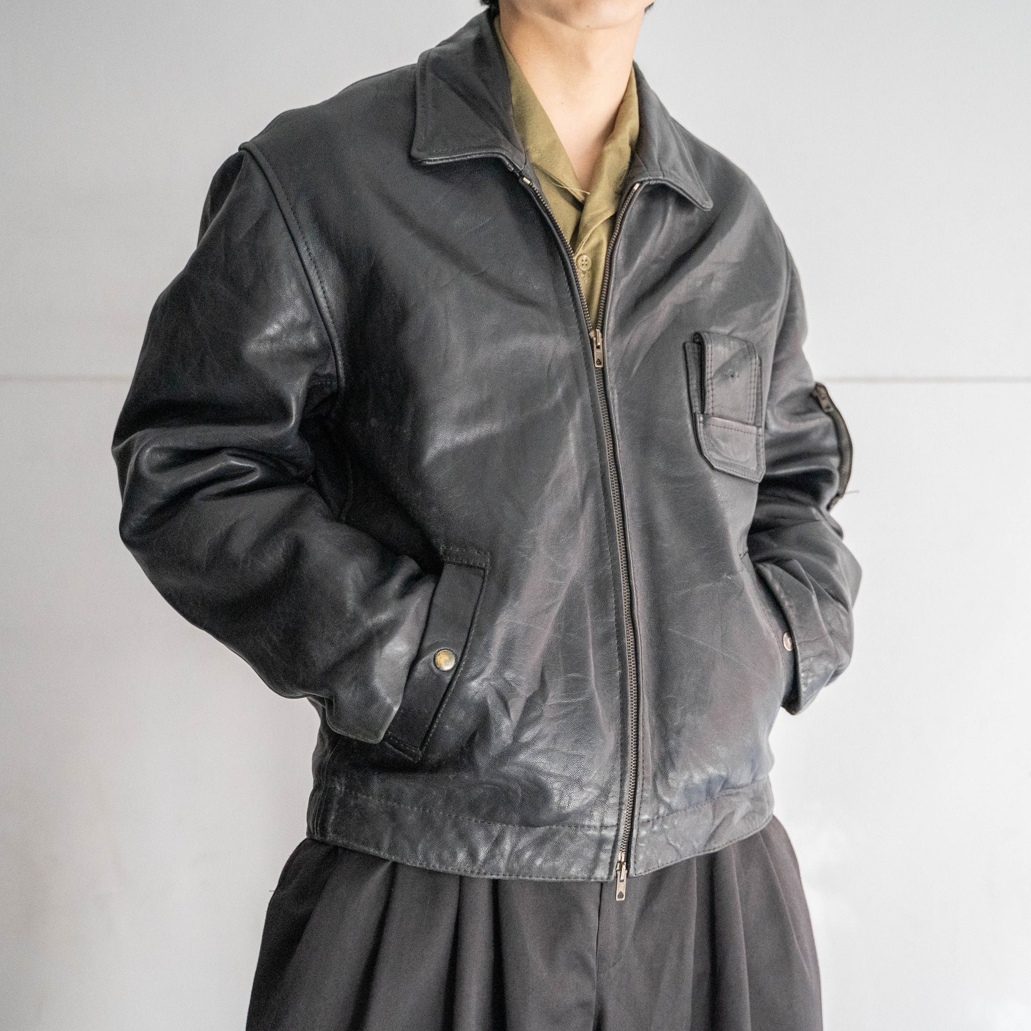 MILITARY JACKET – gochic vintage