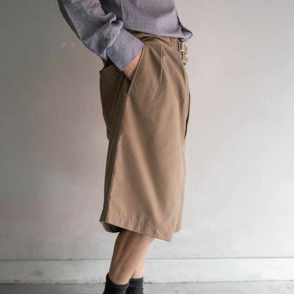 2000s Italian military beige gurkha shorts