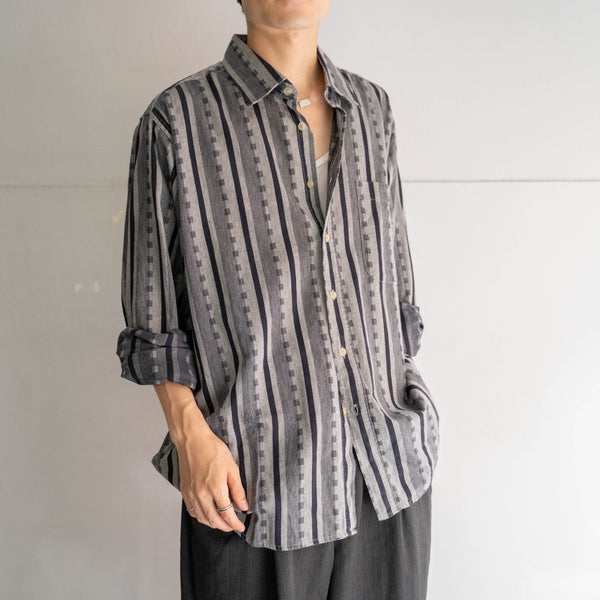 1990s Europe gray based stripe l/s shirt