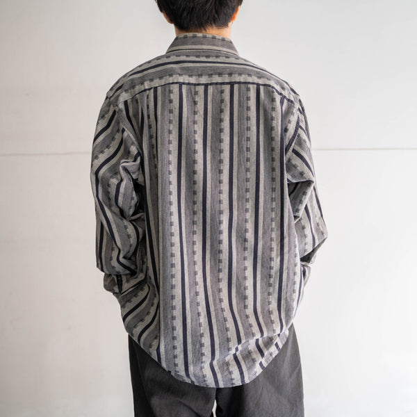1990s Europe gray based stripe l/s shirt