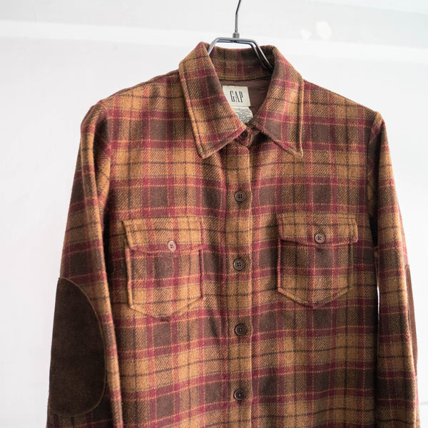 1990-00s "GAP" brown × red checked wool shirt -with elbow patch-