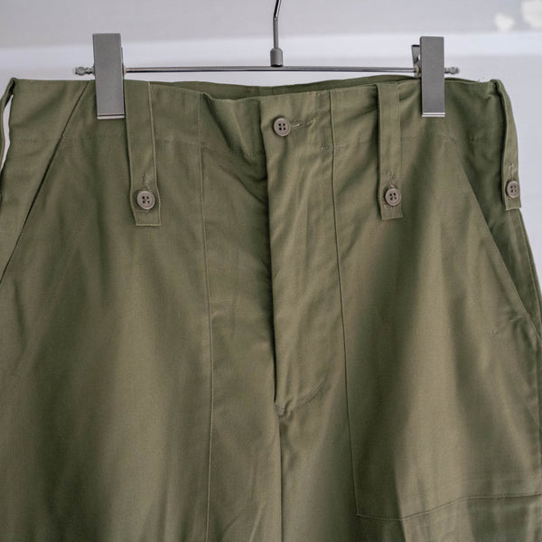 2000s British military green baker pants 'dead stock'
