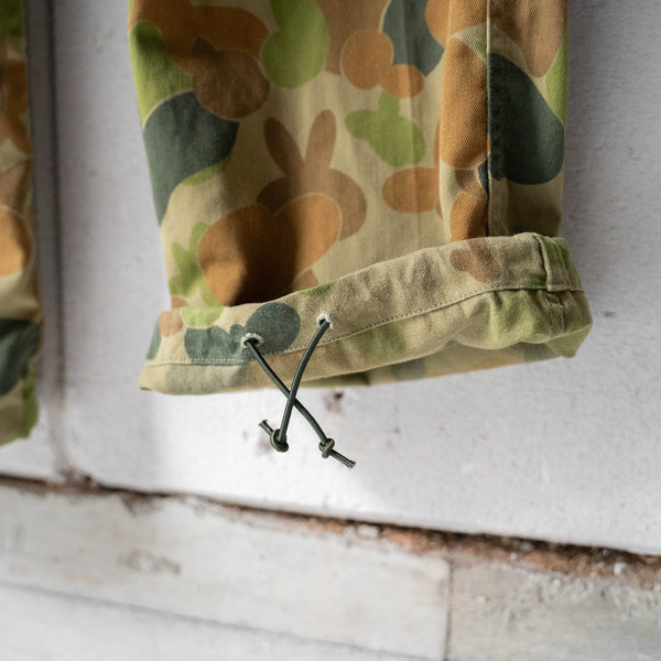 1990s Australia military DPCU camouflage cargo pants