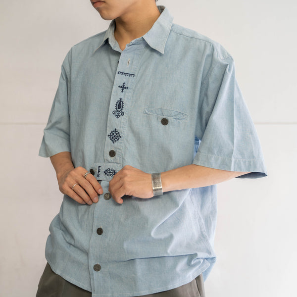 1990s light blue tyrolean s/s shirt -remake-