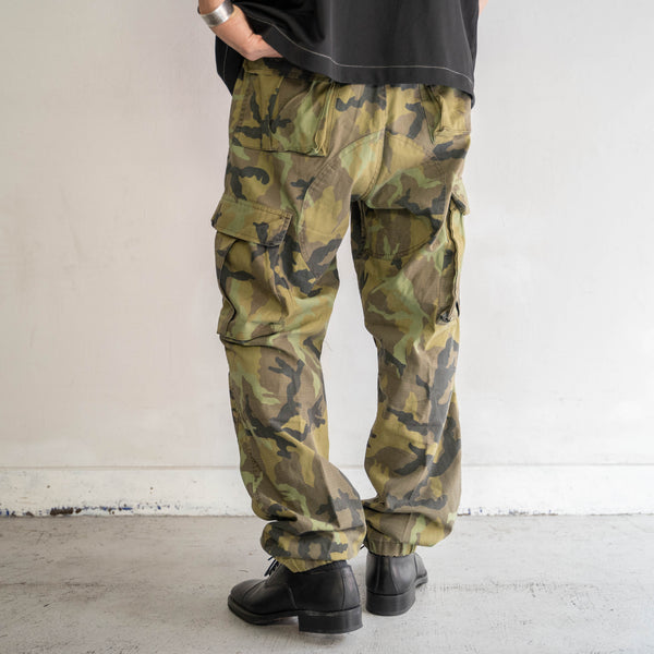 2000s Europe military camouflage cargo pants with flap pocket -2