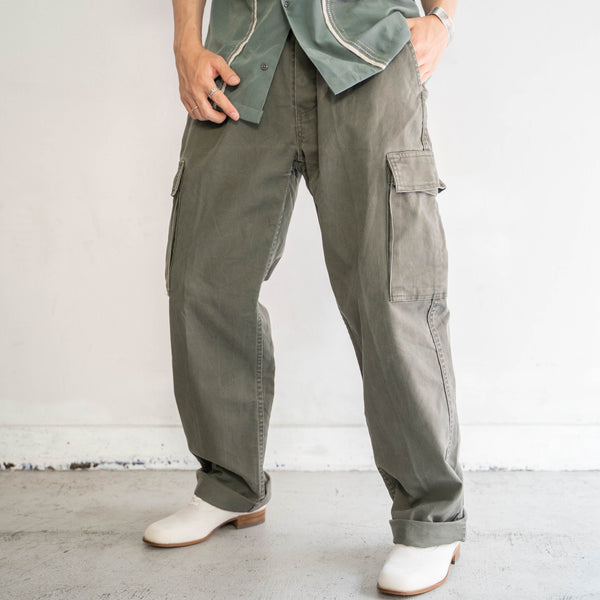 2000s German military cargo pants -camo belt loop-
