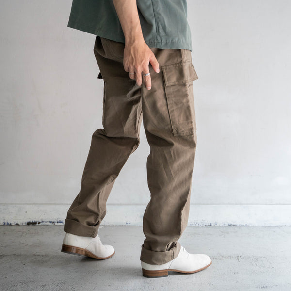 2000s German military brown cargo pants 'dead stock'