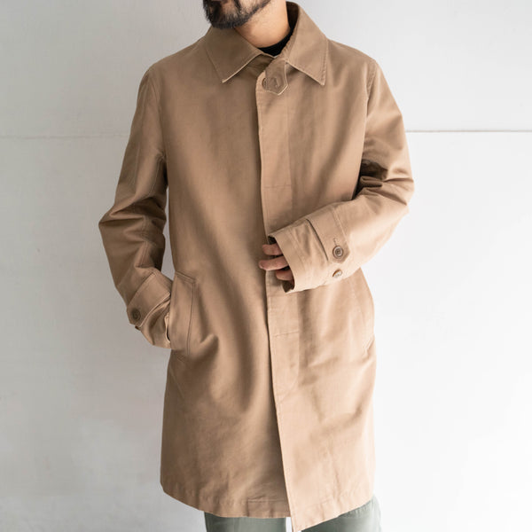 2000s beige color cotton soutien collar coat -with chin strap-