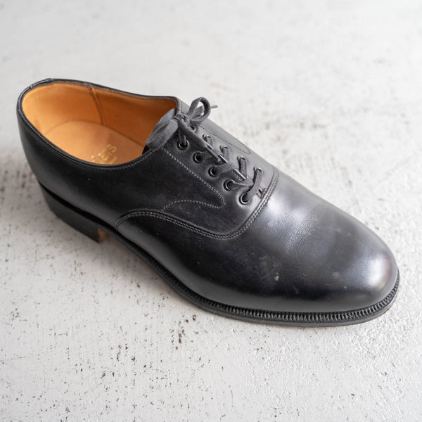 1990s 'Sanders' black color leather shoes -Made in England- 'mint condition'