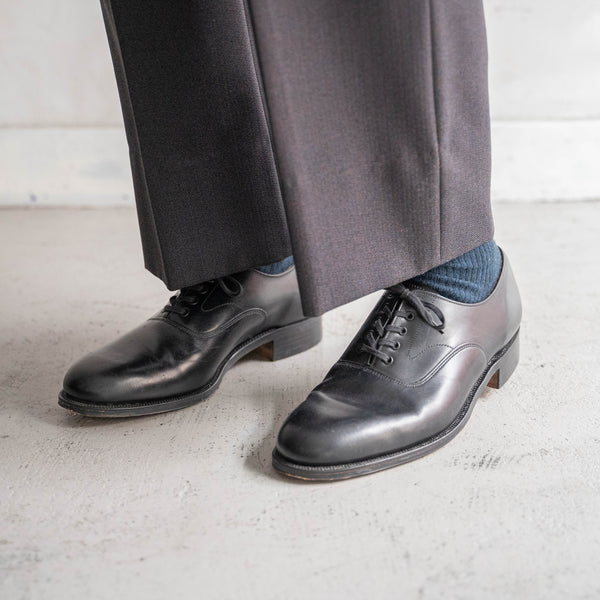 1990s 'Sanders' black color leather shoes -Made in England- 'mint condition'