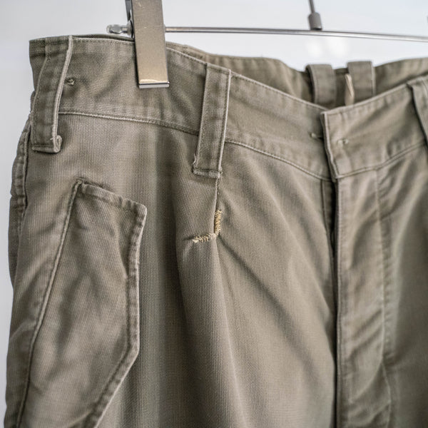 1980s German military wide cargo pants with flap packets -1