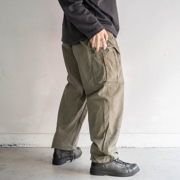 1980s German military wide cargo pants with flap packets -2