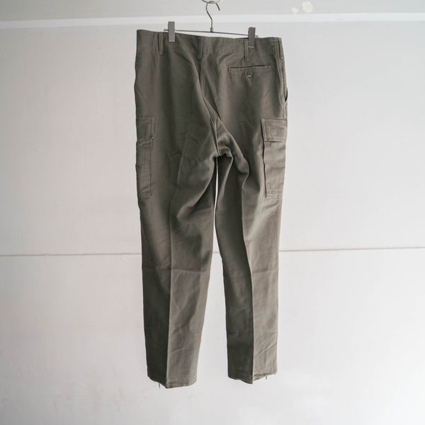 1990s German military dark olive cargo pants 'mint condition'