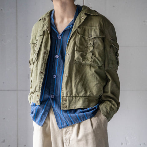 around1980s military like gimmick short jacket -boa lining-