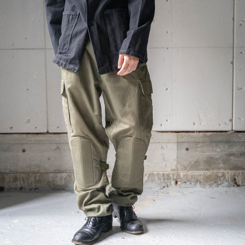 1980-90s Italian military khaki color parachute pants