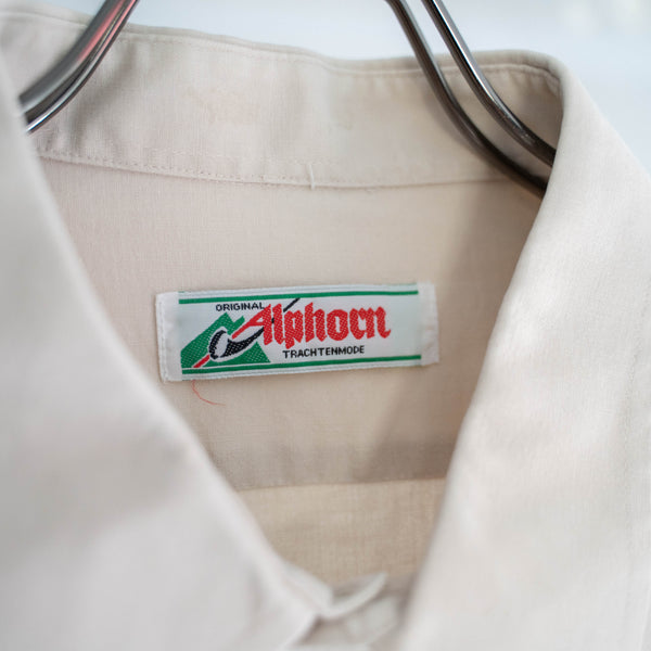1990s Europe ivory cotton 100 tyrolean l/s shirt -2