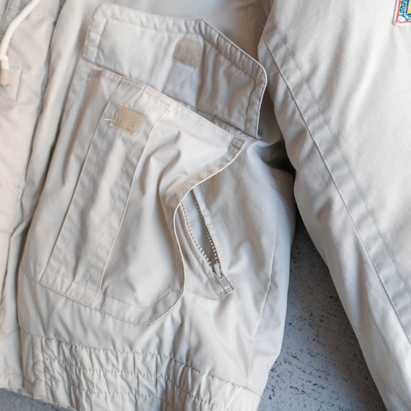 1980-90s ivory short length puffed jacket