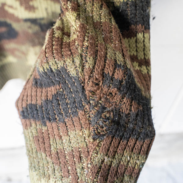 around 1980s Italy camouflage pattern skipper knit