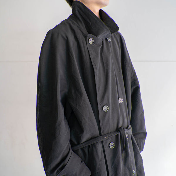 1990s black trench coat -super long length-