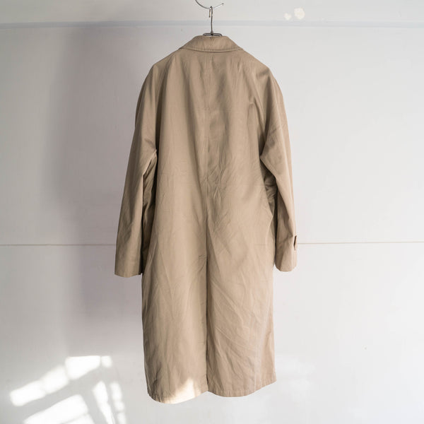 1980s 'LONDON FOG' beige balmacaan coat -with liner & chin strap-