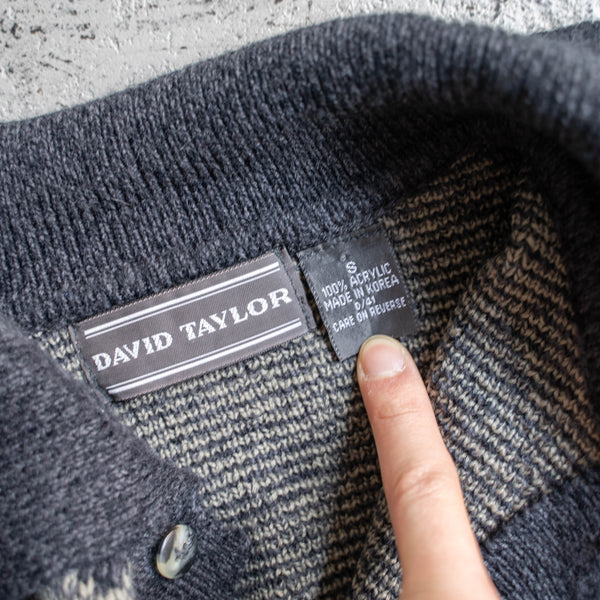 1990s gray × navy geometric pattern knit polo