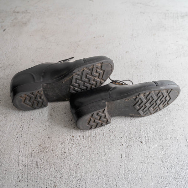 2000s British military black straight tip leather shoes