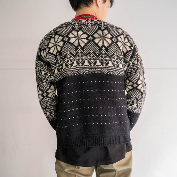 1980s USA snow pattern full open knit -good accent-