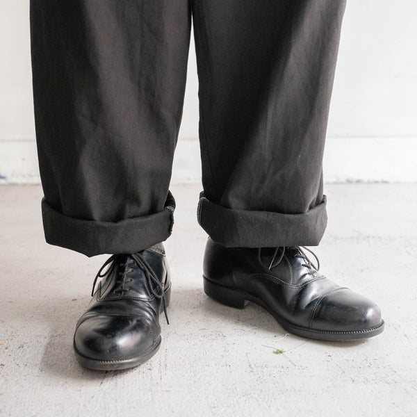 2000s British military black straight tip leather shoes