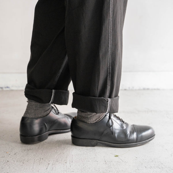 2000s British military black straight tip leather shoes